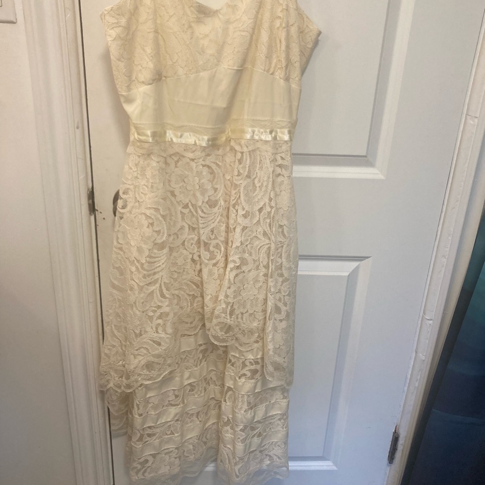 Lace high/low cream dress.